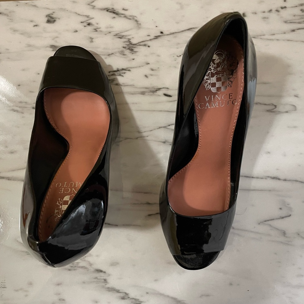 Vince Camuto toe pumps